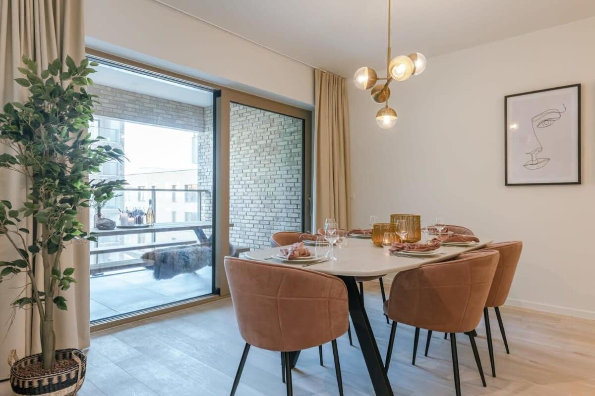 Huswell - Apartment With Terrace Close To The Sea Остенде Экстерьер фото